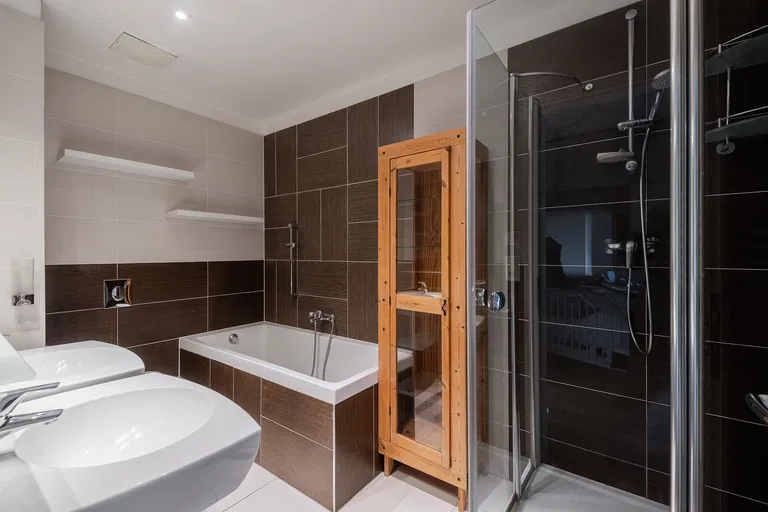 V Přístavu, Holešovice - Praha 7 | Predaj, Byt, 2-izbový, 82 m²