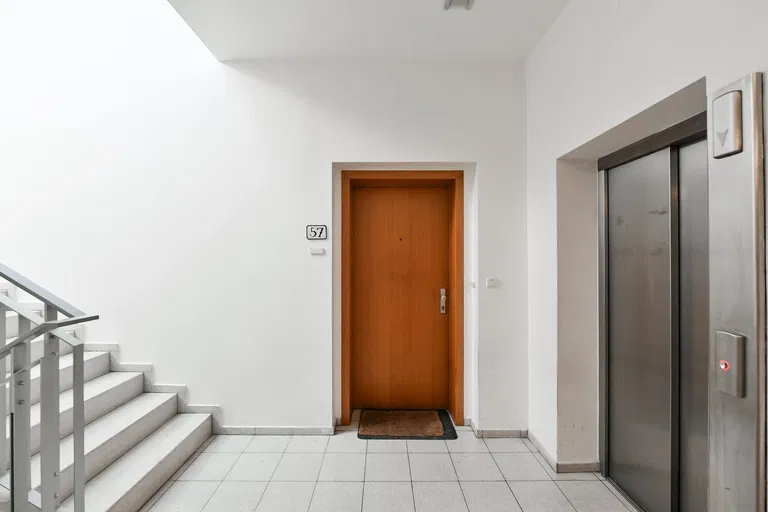 Korunní, Vinohrady - Prague 10 | Sale, Apartment, Two-bedroom (3+kk), 112 m²