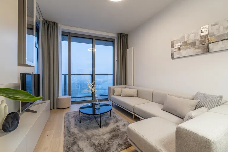 Pribinova, Staré Mesto - Bratislava I | Prenájom, Byt, 2-izbový, 66 m²