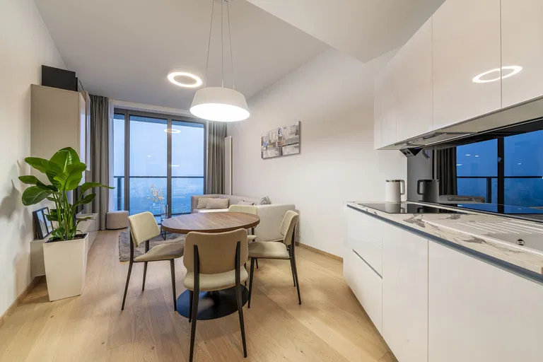 Pribinova, Staré Mesto - Bratislava I | Prenájom, Byt, 2-izbový, 66 m²
