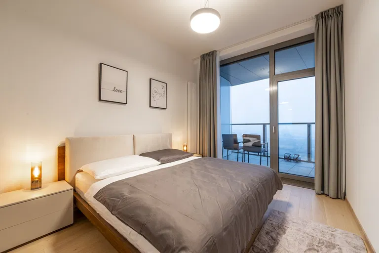 Pribinova, Staré Mesto - Bratislava I | Prenájom, Byt, 2-izbový, 66 m²