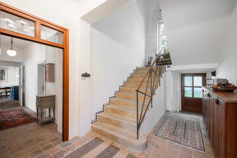 Jablonné v Podještědí - Liberec | Sale, House, Six-bedroom (7+kk), 350 m²