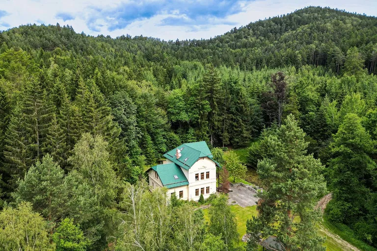 Jablonné v Podještědí - Liberec | Sale, House, Six-bedroom (7+kk), 350 m²