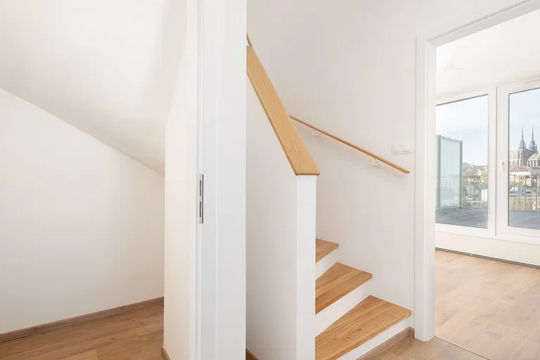 Fuchsova, Trnitá - Brno-město | Sale, Apartment, Three-bedroom (4+kk), 194 m²