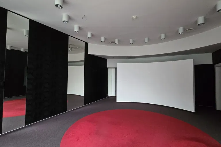 Ševčenkova, Petržalka - Bratislava V | Prenájom, Obchodný priestor, 55 m²