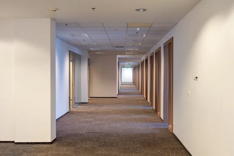Pribinova, Ružinov - Bratislava II | Prenájom, Kancelárie, 1369 m²