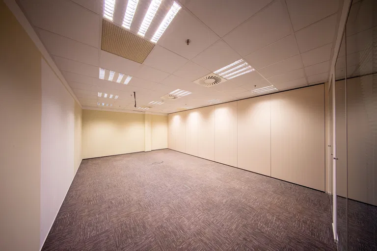 Pribinova, Ružinov - Bratislava II | Prenájom, Administratívna budova, 4 450 m²