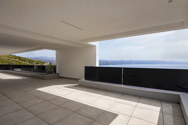 Croatia, Primorsky-Gorsko-Kotarská - Opatija | Sale, Apartment, Three-bedroom (4+kk), 507 m²