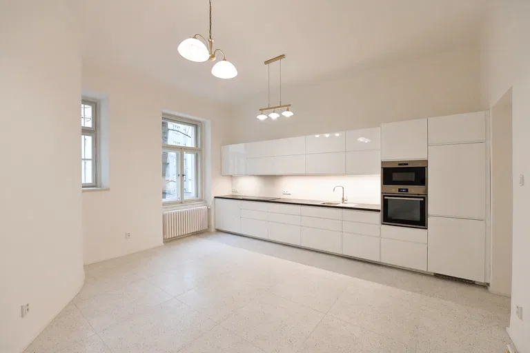 náměstí Jiřího z Poděbrad, Vinohrady - Prague 3 | Rent, Apartment, Two-bedroom (3+1), 124 m²
