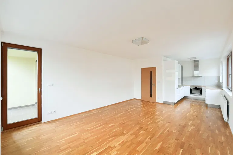 Harlacherova, Záběhlice - Praha 10 | Predaj, Byt, 2-izbový, 63 m²