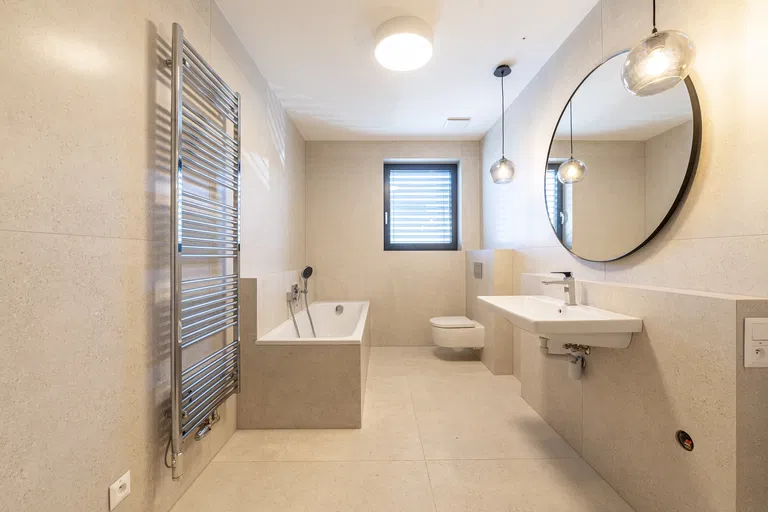 Merlotová, Nové Mesto - Bratislava III | Sale, House, Five-bedroom (6+kk), 318 m²