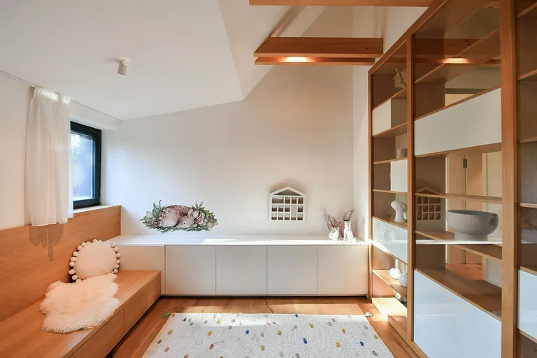 Janov nad Nisou - Jablonec nad Nisou | Predaj, Byt, 5-izbový, 176 m²