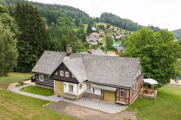 U Herty, Tanvald - Jablonec nad Nisou | Sale, Hotel, Seven-bedroom (8+kk), 304 m²