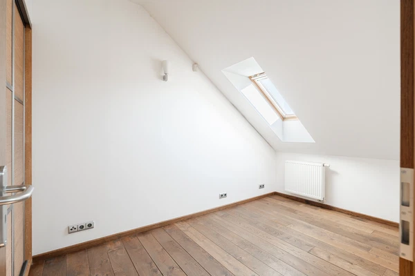 Vinohradská, Vinohrady - Prague 2 | Rent, Apartment, Three-bedroom (4+kk), 164 m²