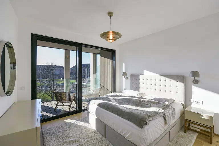 Vítězné náměstí, Bubeneč - Prague 6 | Rent, Apartment, One-bedroom (2+kk), 73 m²
