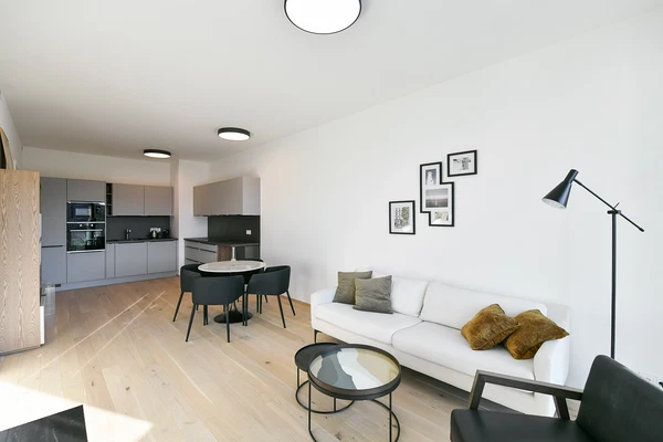 Vítězné náměstí, Bubeneč - Praha 6 | Pronájem, Byt, 2+kk, 61 m²