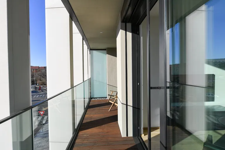 Vítězné náměstí, Bubeneč - Prague 6 | Rent, Apartment, One-bedroom (2+kk), 73 m²