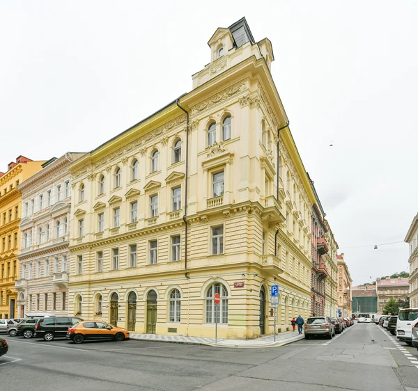 V Lesíčku, Smíchov - Prague 5 | Sale, Apartment, One-bedroom (2+kk), 77 m²