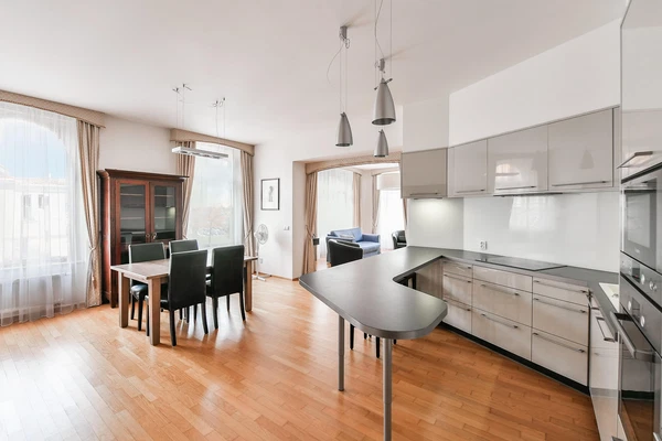 V Lesíčku, Smíchov - Prague 5 | Sale, Apartment, One-bedroom (2+kk), 77 m²