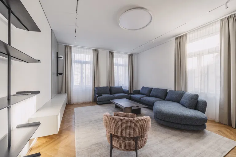 Fraňa Kráľa, Staré Mesto - Bratislava I | Prenájom, Byt, 5-izbový, 269 m²