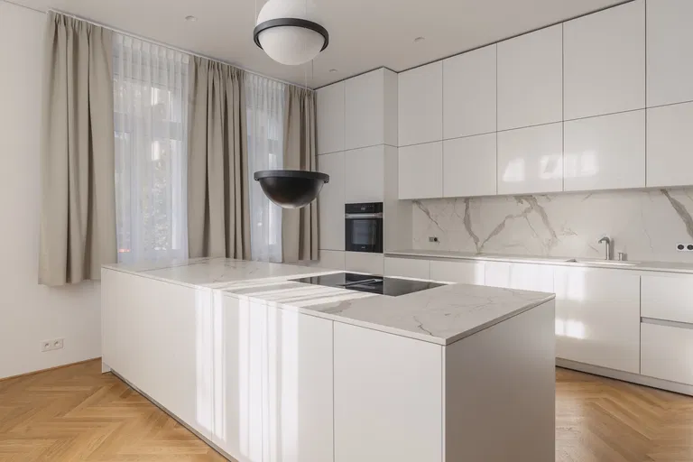 Fraňa Kráľa, Staré Mesto - Bratislava I | Prenájom, Byt, 5-izbový, 269 m²