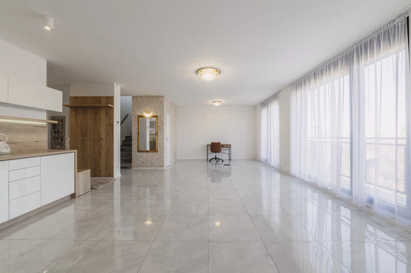 Budovateľská, Ružinov - Bratislava II | Sale, Apartment, One-bedroom (2+kk), 130 m²