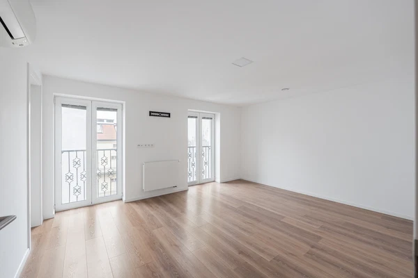 Zborovská, Malá Strana - Prague 5 | Rent, Apartment, Three-bedroom (4+kk), 125 m²