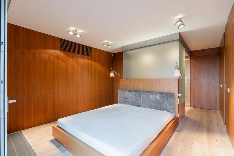 Paříkova, Vysočany - Prague 9 | Rent, Apartment, Three-bedroom (4+kk), 245 m²