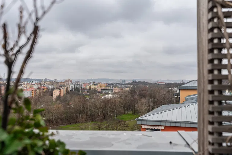 Paříkova, Vysočany - Prague 9 | Rent, Apartment, Three-bedroom (4+kk), 245 m²