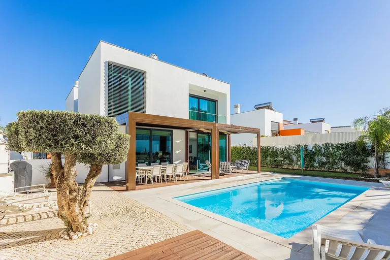 Portugalsko, Algarve - Portimão | Predaj, Rodinný dom, 5-izbový, 338 m²