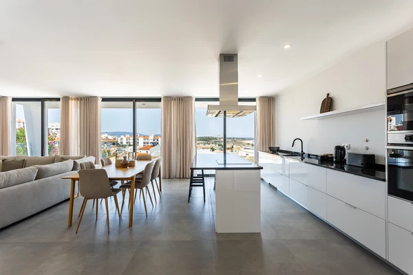 Portugalsko, Algarve - Lagos | Prodej, Rodinný dům, 4+1, 256 m²