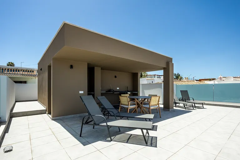 Portugalsko, Algarve - Lagos | Predaj, Rodinný dom, 4-izbový, 256 m²