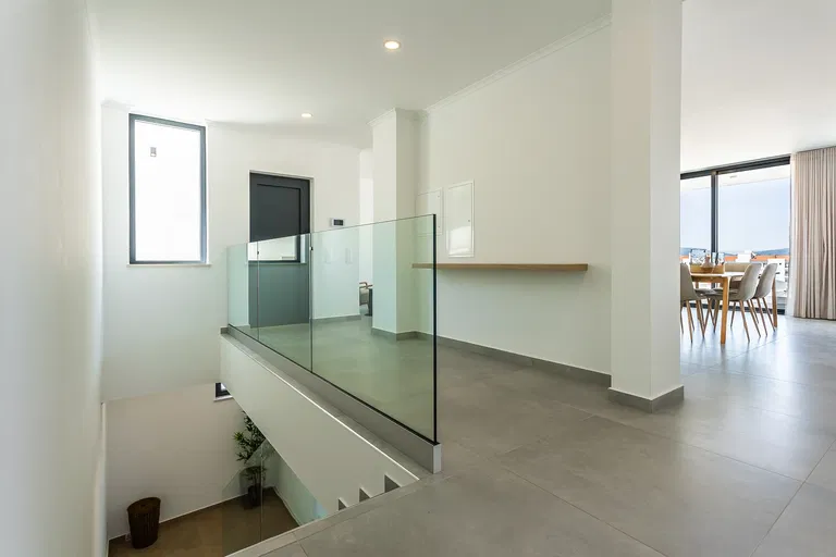 Portugalsko, Algarve - Lagos | Predaj, Rodinný dom, 4-izbový, 256 m²