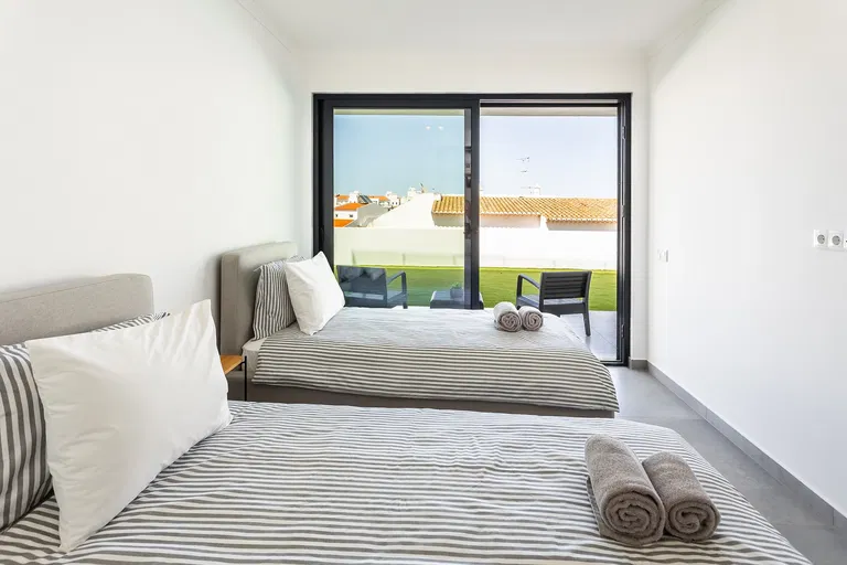 Portugalsko, Algarve - Lagos | Predaj, Rodinný dom, 4-izbový, 256 m²