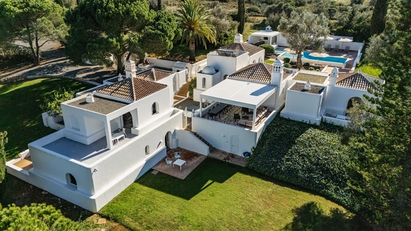 Portugalsko, Algarve - Lagos | Prodej, Rodinný dům, 7+1, 359 m²