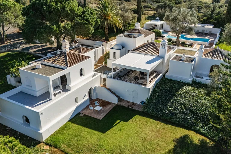 Portugalsko, Algarve - Lagos | Predaj, Rodinný dom, 7-izbový, 359 m²