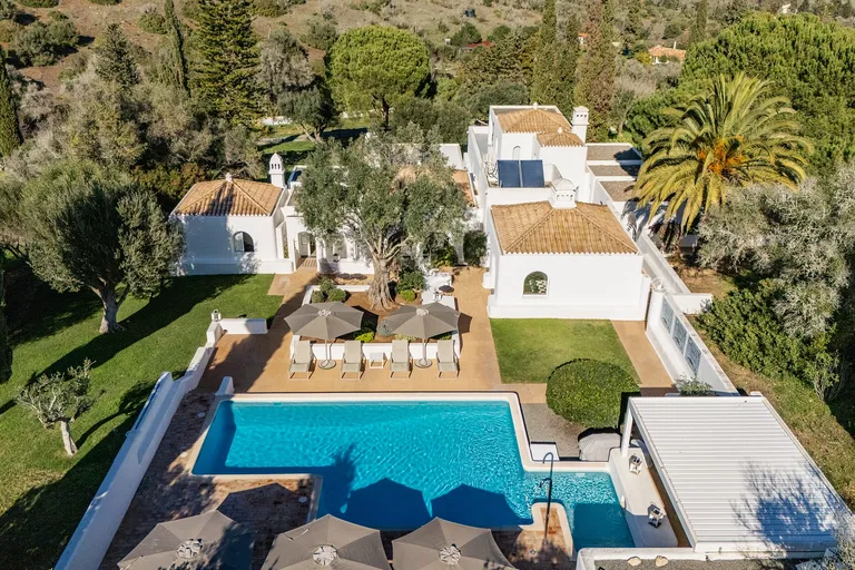 Portugalsko, Algarve - Lagos | Predaj, Rodinný dom, 7-izbový, 359 m²