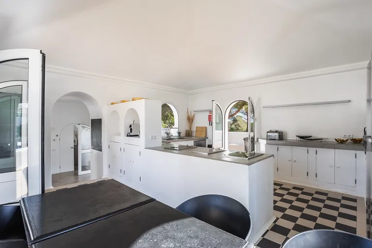 Portugalsko, Algarve - Lagos | Predaj, Rodinný dom, 7-izbový, 359 m²