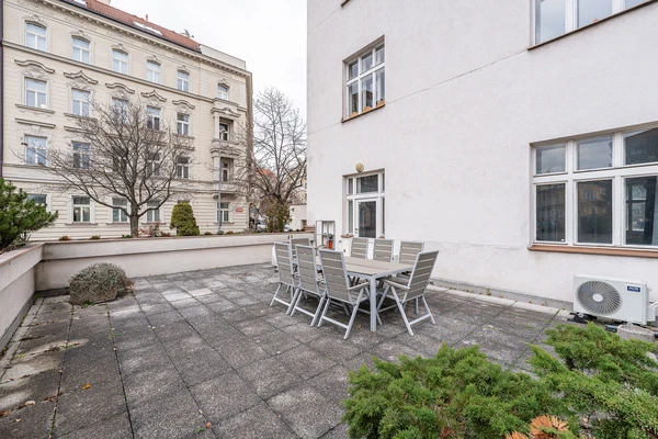 Koperníkova, Vinohrady - Prague 2 | Sale, Apartment, One-bedroom (2+kk), 121 m²