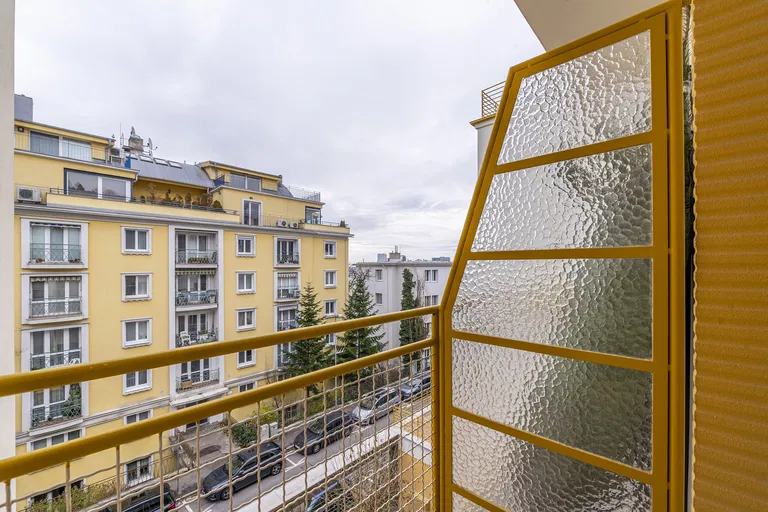 Fraňa Kráľa, Staré Mesto - Bratislava I | Prenájom, Byt, 3-izbový, 110 m²