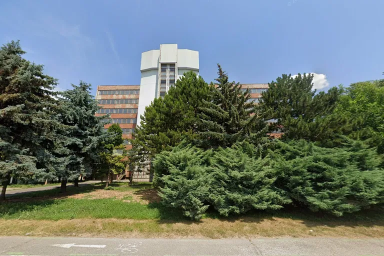 Strojárenská, Trnava - Trnava | Predaj, Administratívna budova, 7249 m²