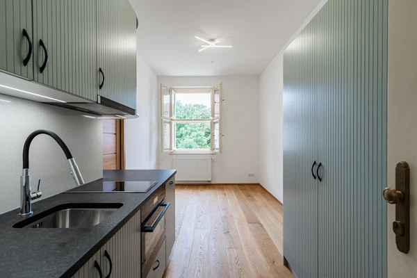 Studentská, Dejvice - Prague 6 | Sale, Apartment, One-bedroom (2+kk), 27 m²