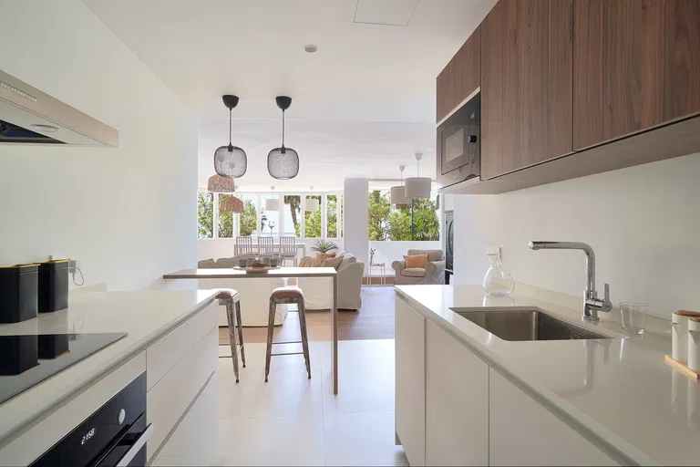Španielsko, Malaga - Malaga Este | Predaj, Byt, 5-izbový, 211 m²