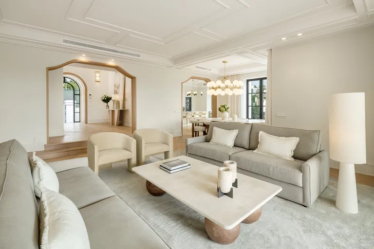 Španielsko, Marbella - Nueva Andalucia | Predaj, Rodinný dom, 6-izbový, 740 m²