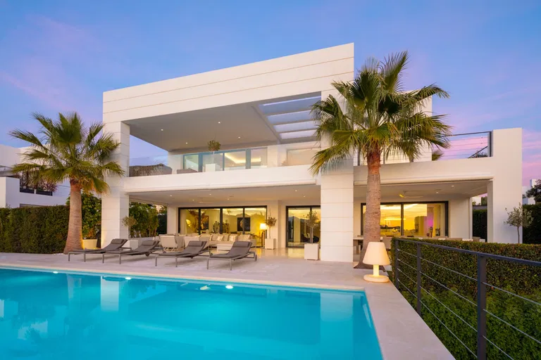 Španielsko, Malaga - Marbella | Predaj, Rodinný dom, 8-izbový, 774 m²