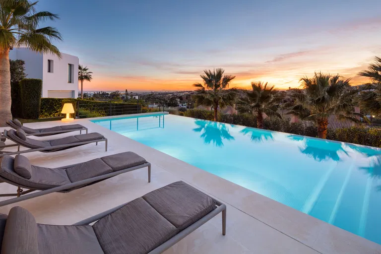 Španielsko, Malaga - Marbella | Predaj, Rodinný dom, 8-izbový, 774 m²