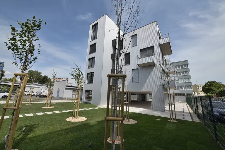 Podunajská, Podunajské Biskupice - Bratislava II | Sale, Apartment, One-bedroom (2+kk), 43 m²