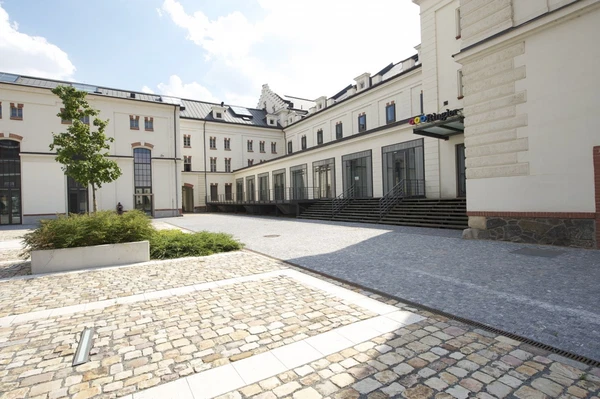 U Průhonu, Holešovice - Prague 7 | Rent, Office space, 1 200 m²