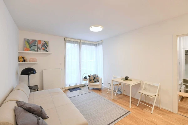 Holečkova, Smíchov - Prague 5 | Rent, Apartment, Studio (1+kk), 30 m²