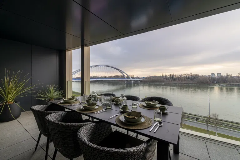 Pribinova, Ružinov - Bratislava II | Sale, Apartment, Three-bedroom (4+kk), 202 m²